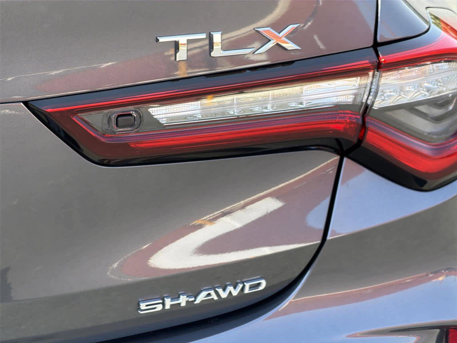 Used 2023 Acura TLX SH-AWD w/ Advance Package image 8
