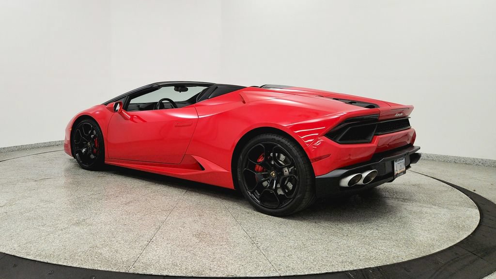 Used 2017 Lamborghini Huracan LP 580-2 RWD image 3