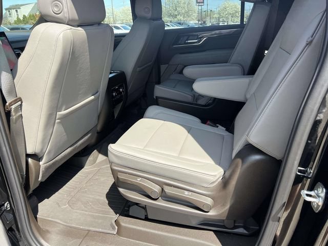 New 2026 GMC Yukon XL Elevation AWD/4WD image 14