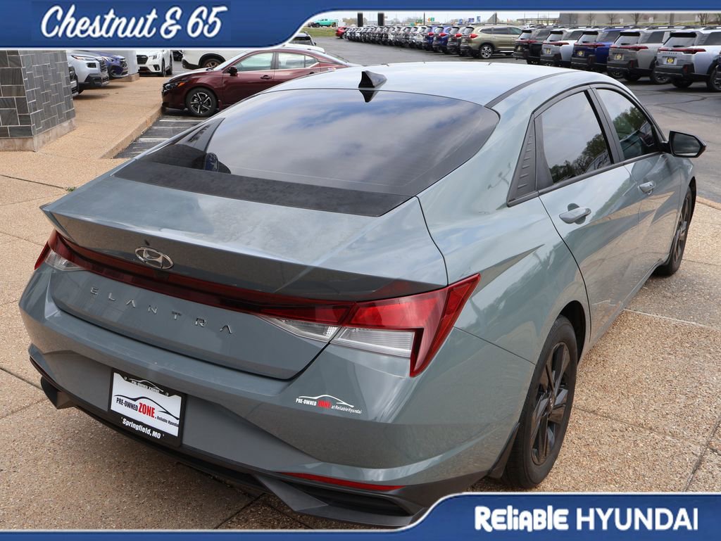 Used 2022 Hyundai Elantra SEL image 6