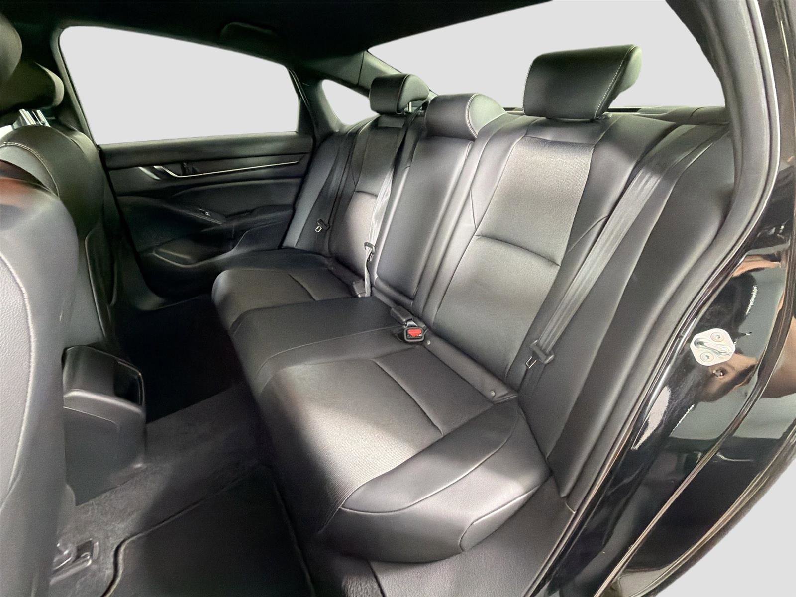 Used 2022 Honda Accord Sport image 22