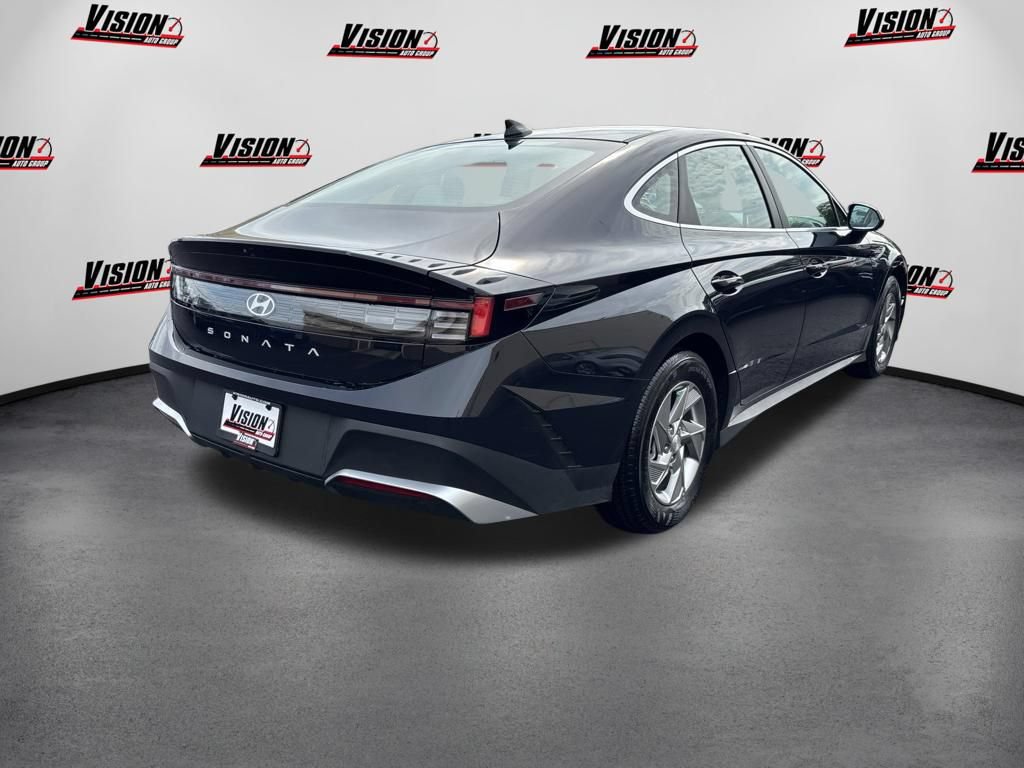 New 2026 Hyundai Sonata SE FWD image 5