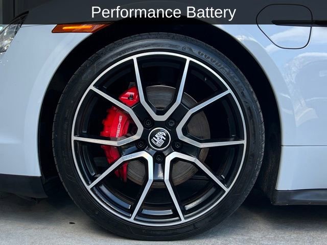 Used 2023 Porsche Taycan 4S w/ Premium Package image 4