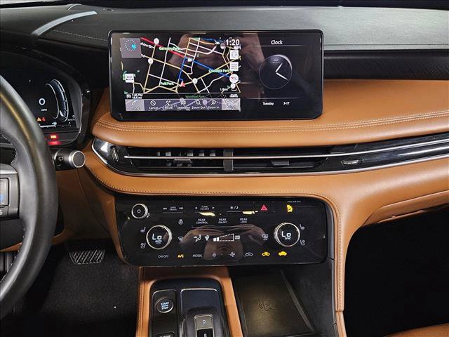 Used 2023 INFINITI QX60 Sensory w/ Vision Package image 14