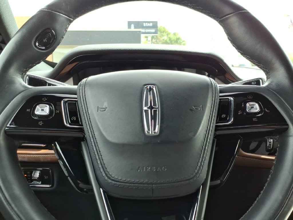 Certified 2023 Lincoln Aviator Reserve w/ Elements Package Plus AWD/4WD image 26