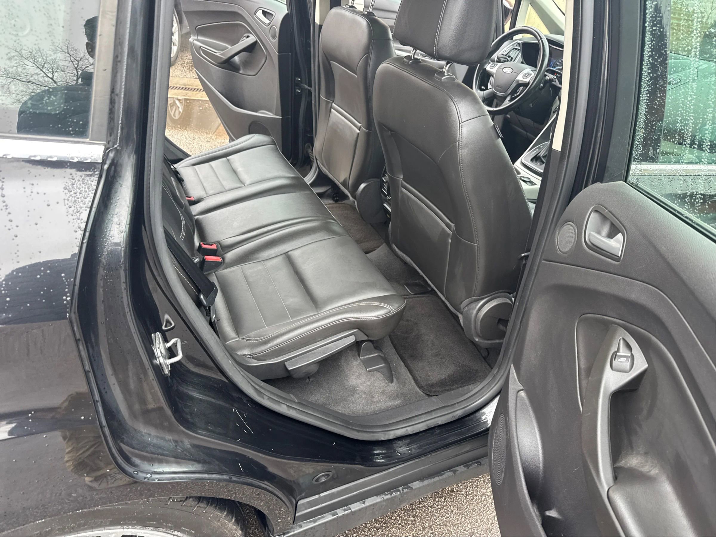 Used 2013 Ford C-MAX SEL image 25