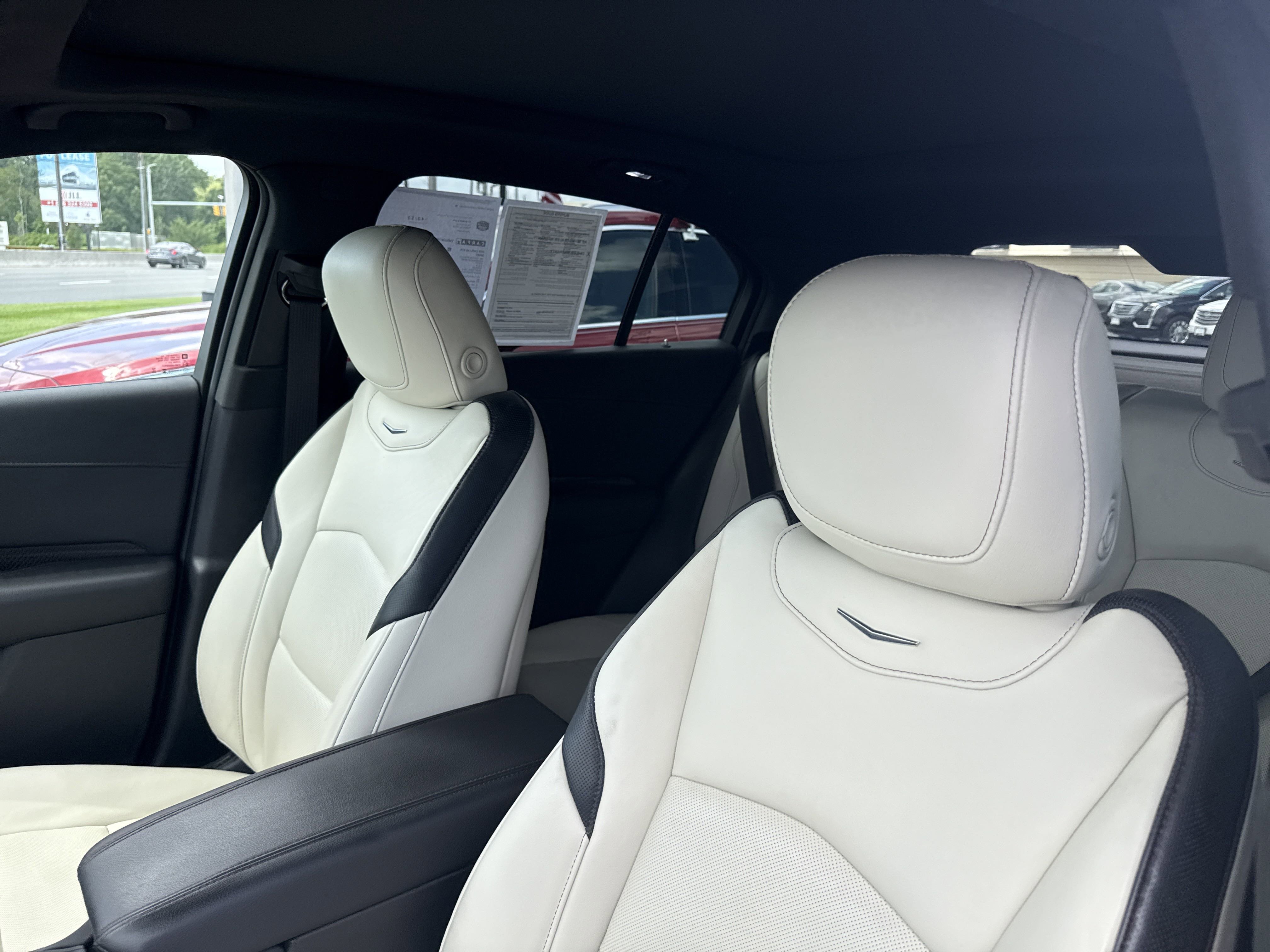 Used 2023 Cadillac XT4 Sport image 12