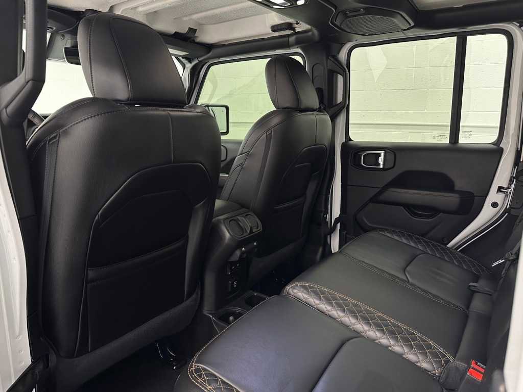 Used 2021 Jeep Wrangler Unlimited Sahara image 13
