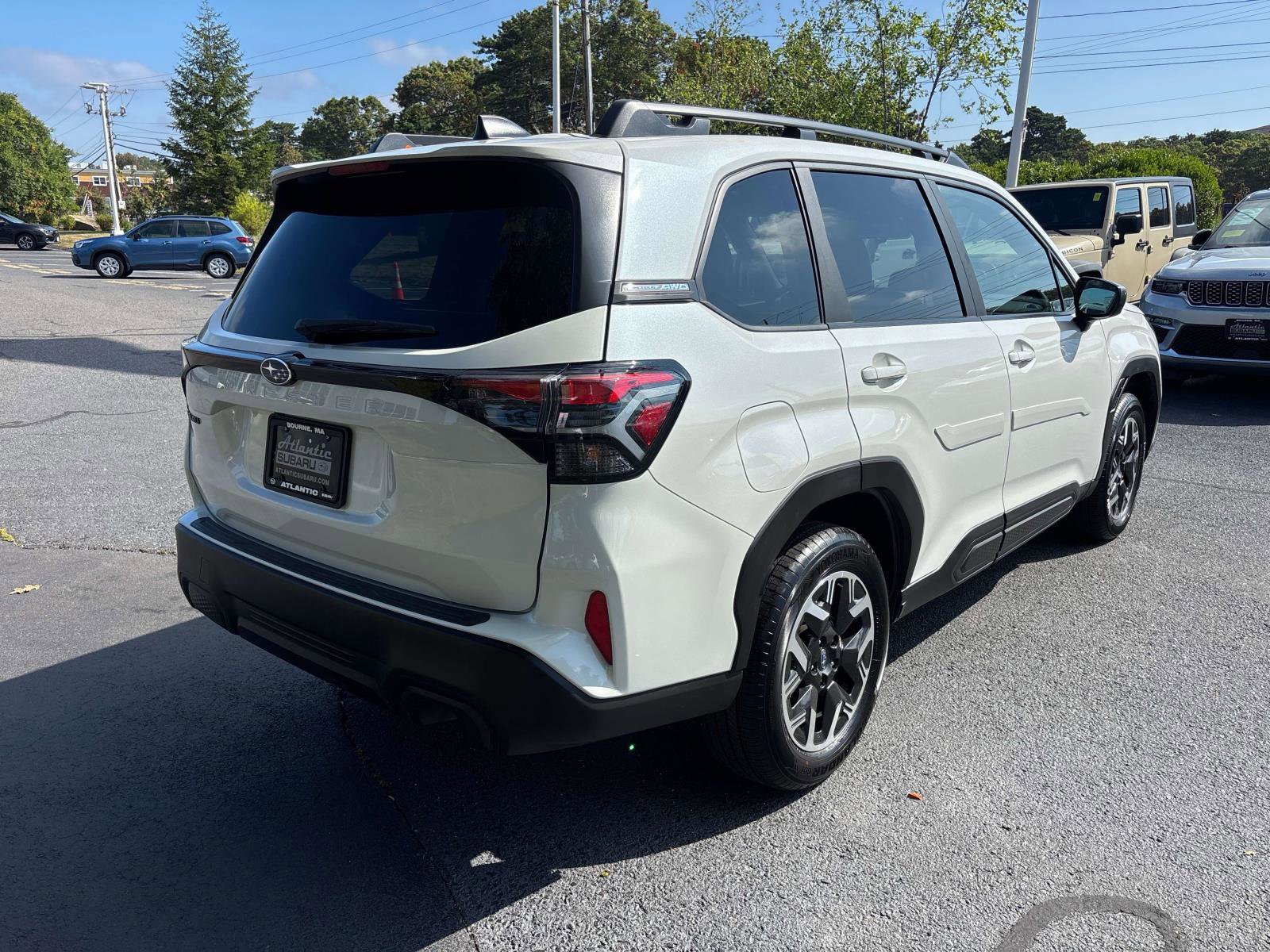 Certified 2025 Subaru Forester Premium image 3