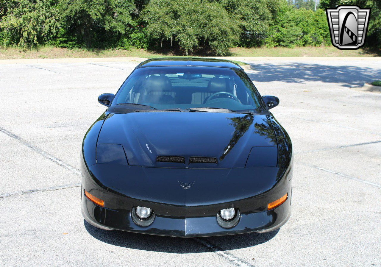 Used 1997 Pontiac Firebird Trans Am image 4