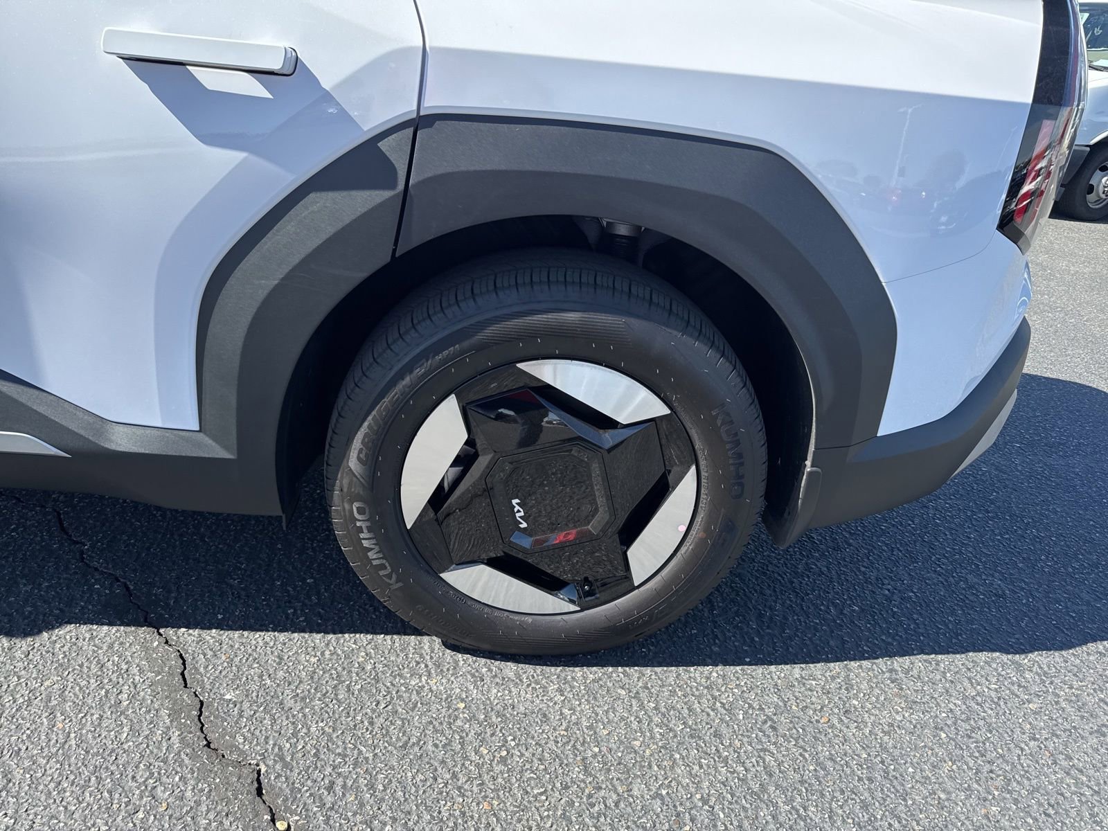 Used 2026 Kia EV9 Light image 11