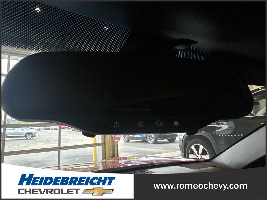 Used 2007 Cadillac XLR RWD image 30