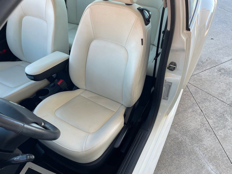 Used 2008 Volkswagen Beetle S image 22