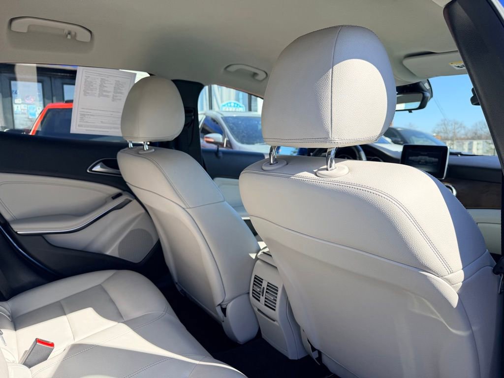 Used 2017 Mercedes-Benz GLA 250 4MATIC image 21