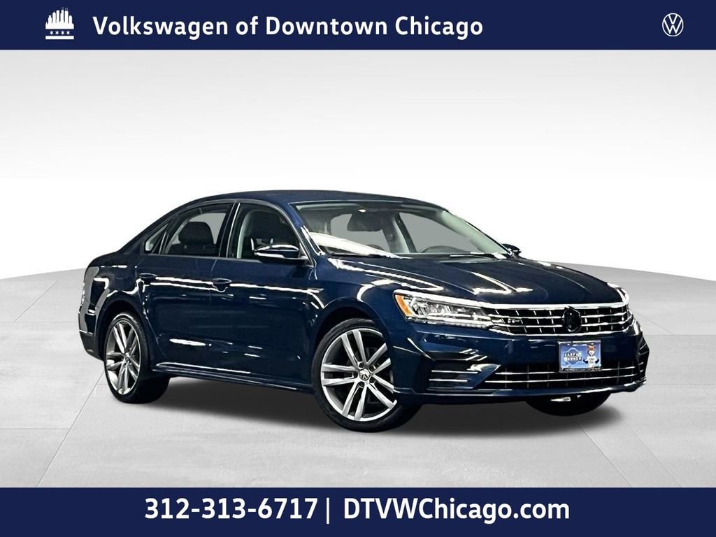 Used 2018 Volkswagen Passat 2.0T R-Line w/ R-Line Lighting Package FWD video 1