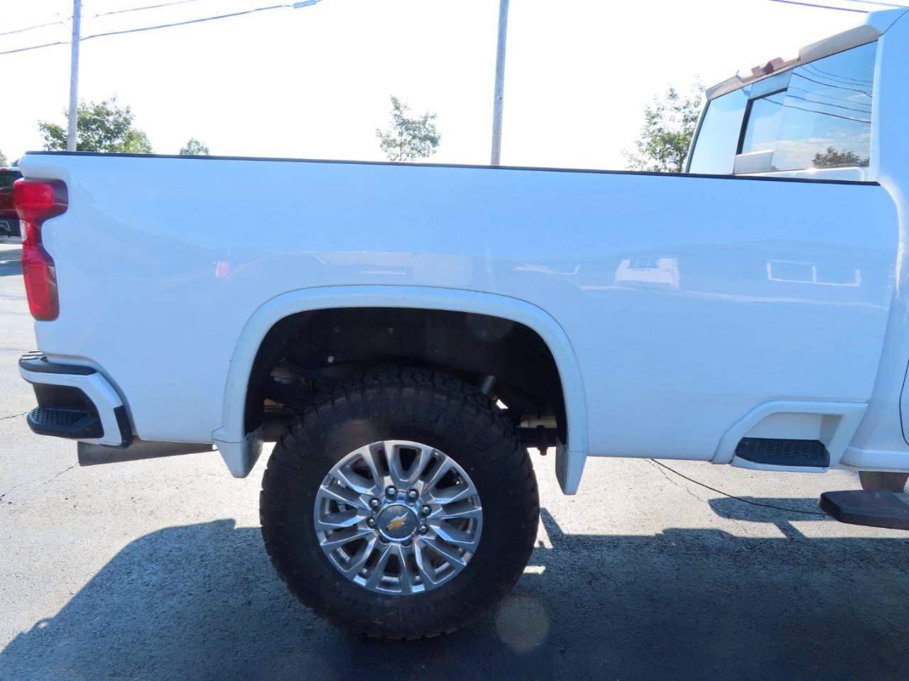 Used 2022 Chevrolet Silverado 3500 High Country w/ Safety Package II AWD/4WD image 19