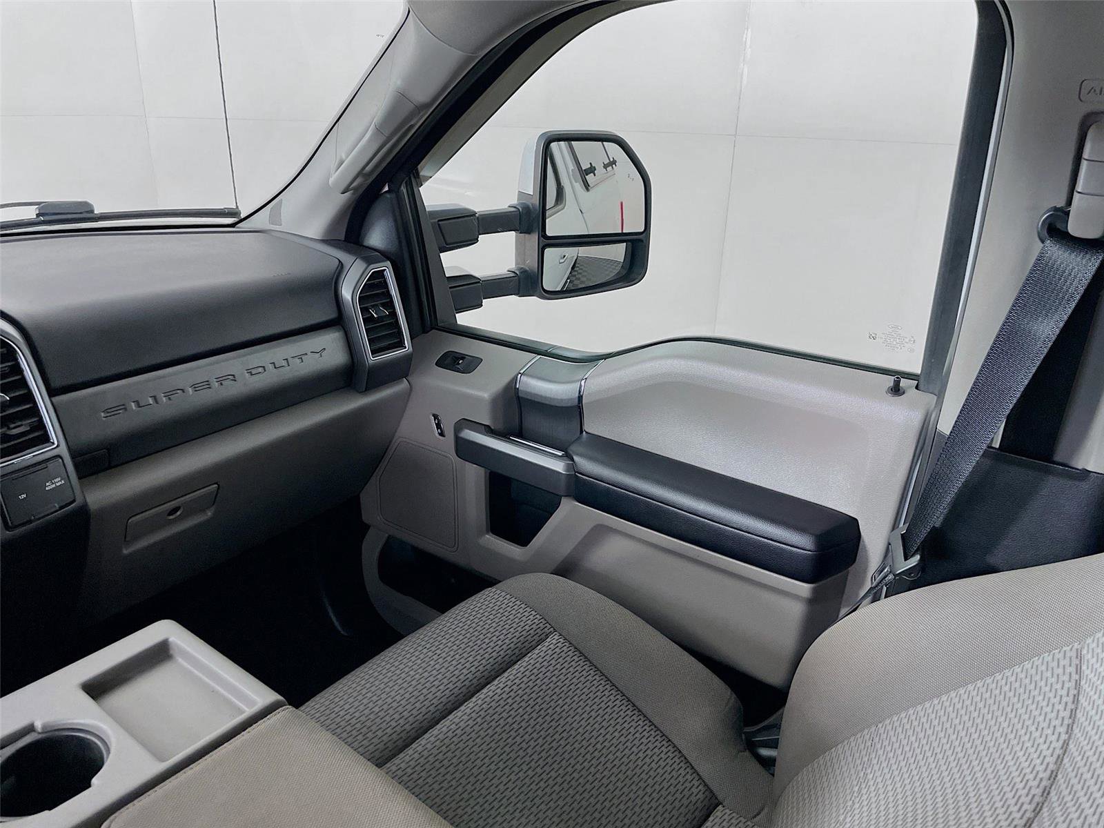 Used 2020 Ford F250 XLT w/ XLT Premium Package image 27