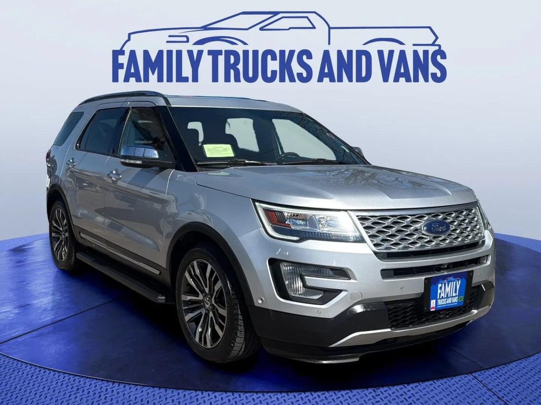 Used 2017 Ford Explorer Platinum AWD/4WD image 7