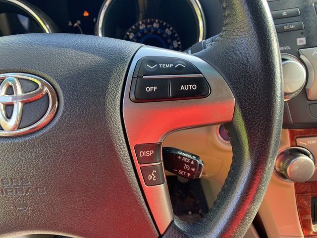 Used 2012 Toyota Highlander Limited image 20