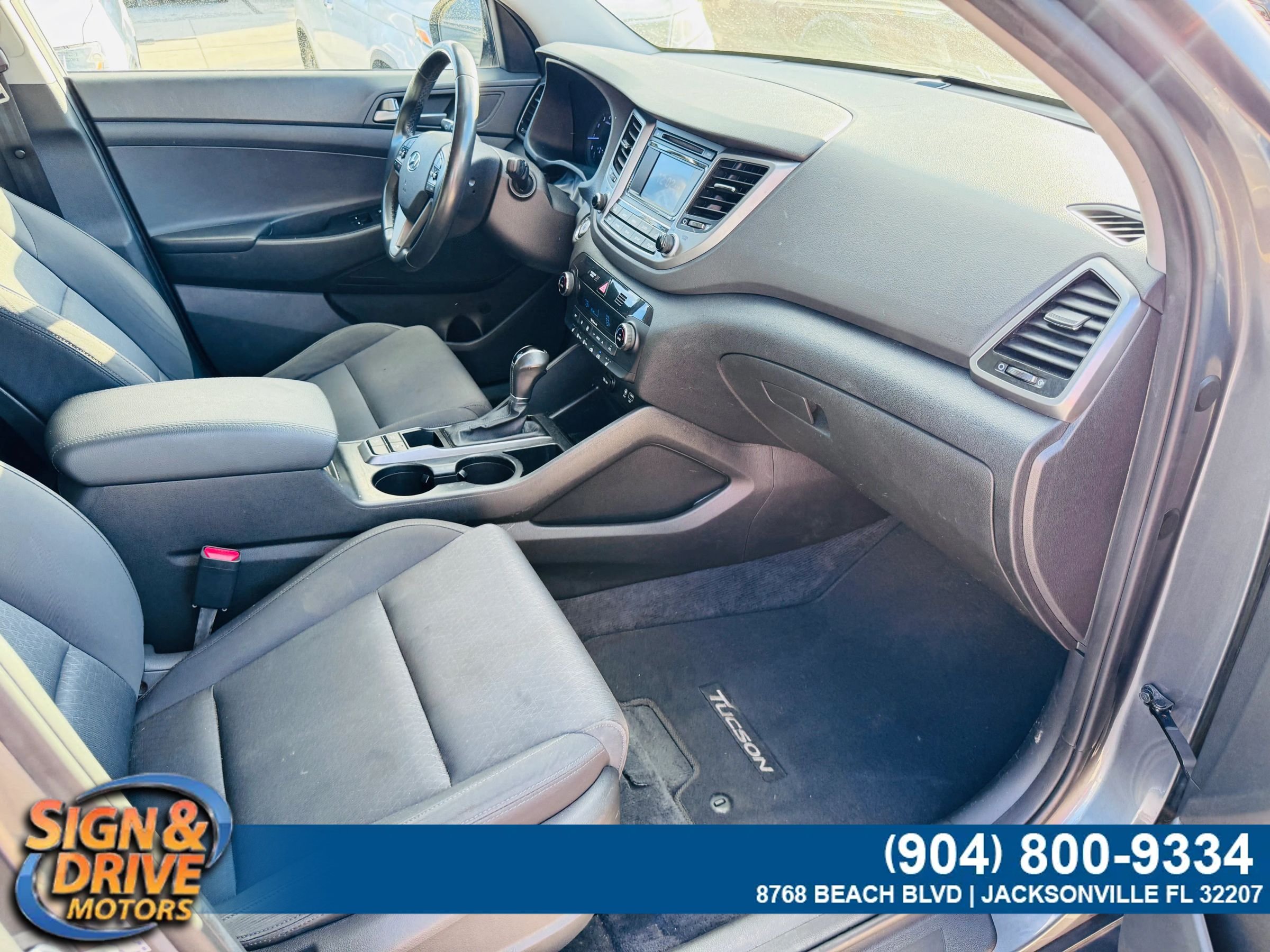Used 2017 Hyundai Tucson SE Plus AWD/4WD image 13