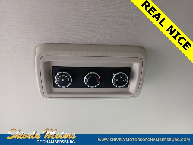 Used 2019 Dodge Grand Caravan SE w/ UConnect Hands-Free Group image 12