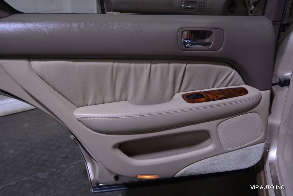 Used 1995 Lexus LS 400 image 13