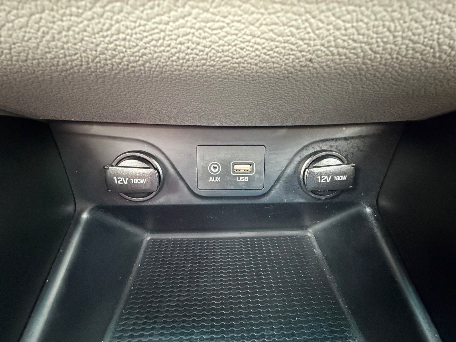 Used 2020 Hyundai Tucson Value w/ Cargo Package FWD image 18