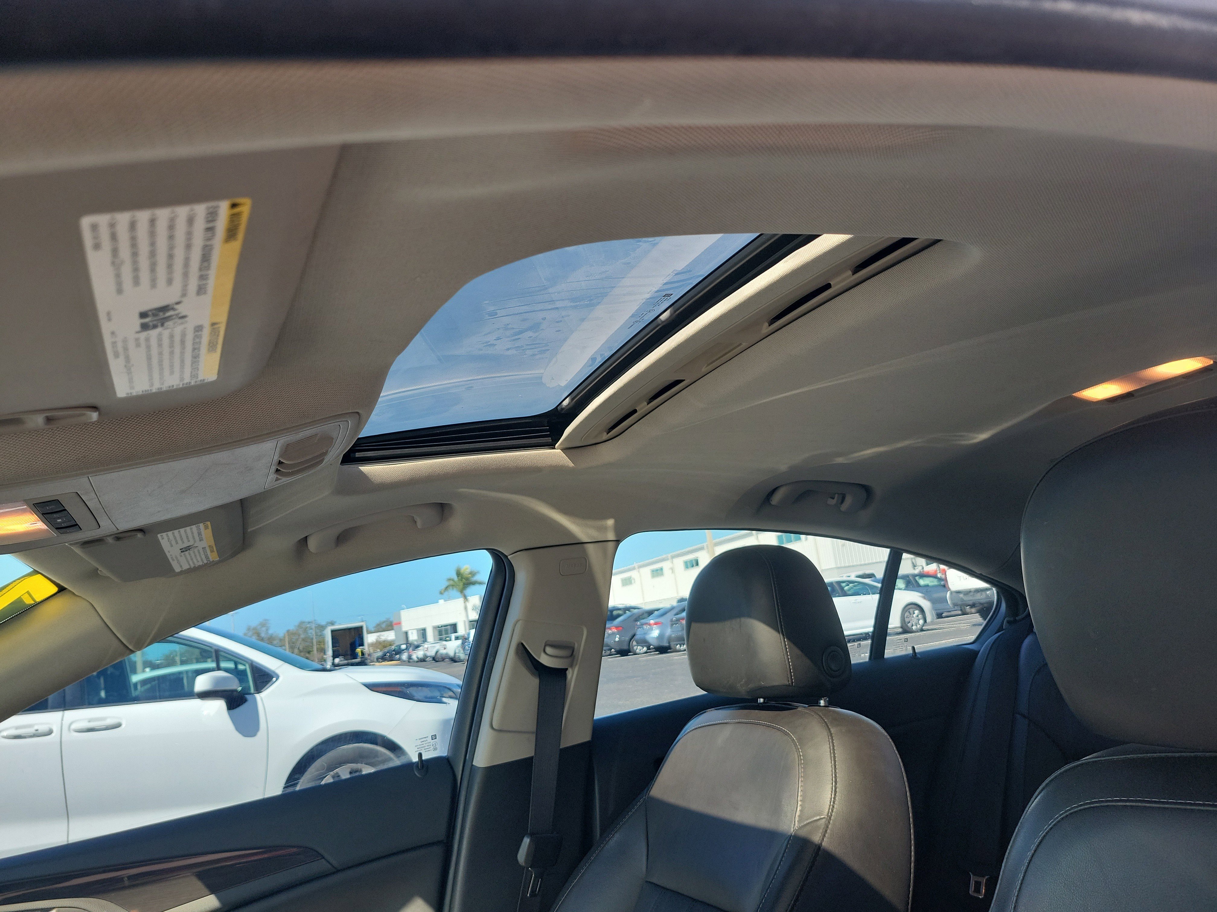 Used 2017 Buick Regal Sport Touring image 23