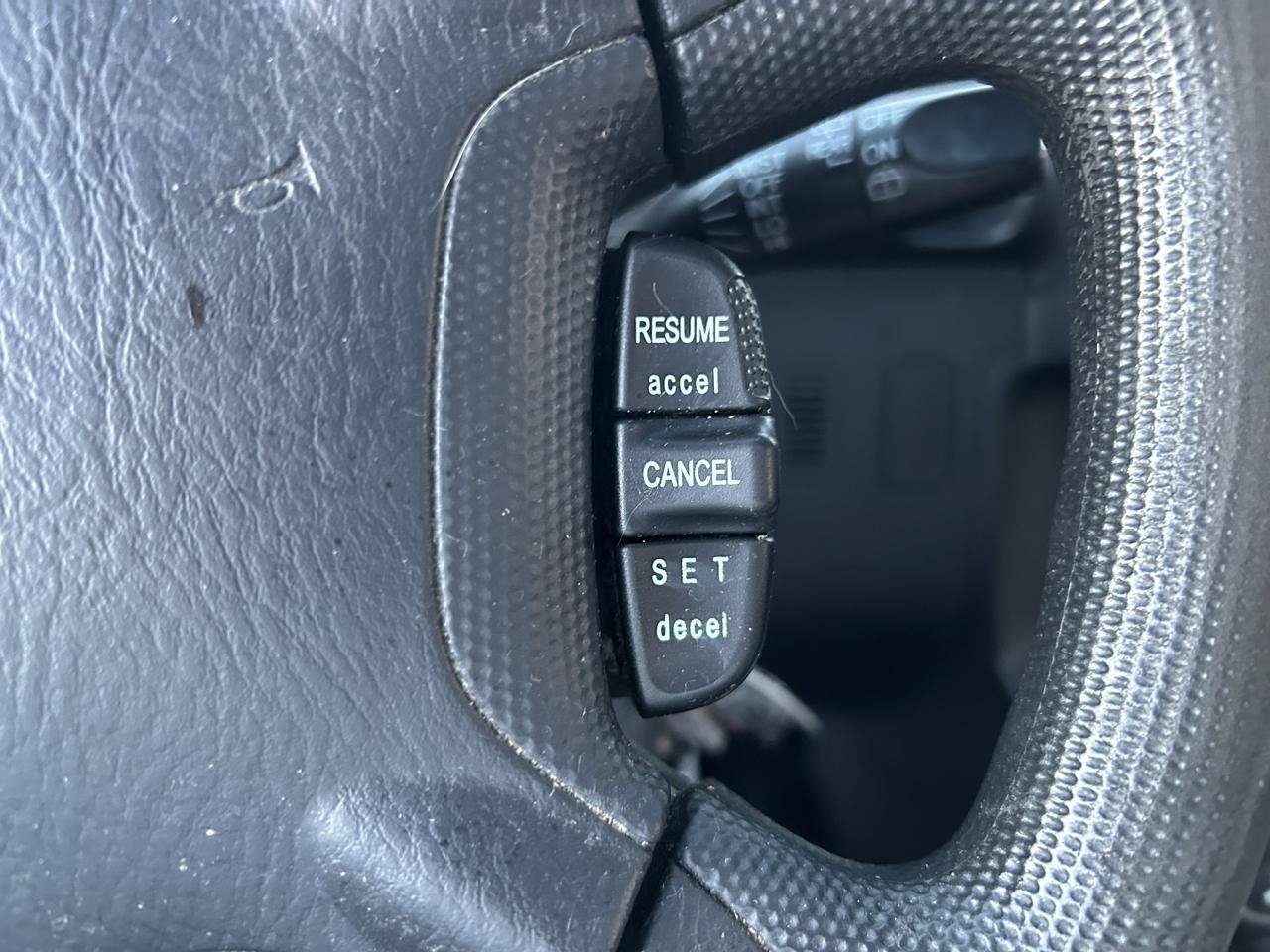 Used 2004 Honda CR-V EX image 19
