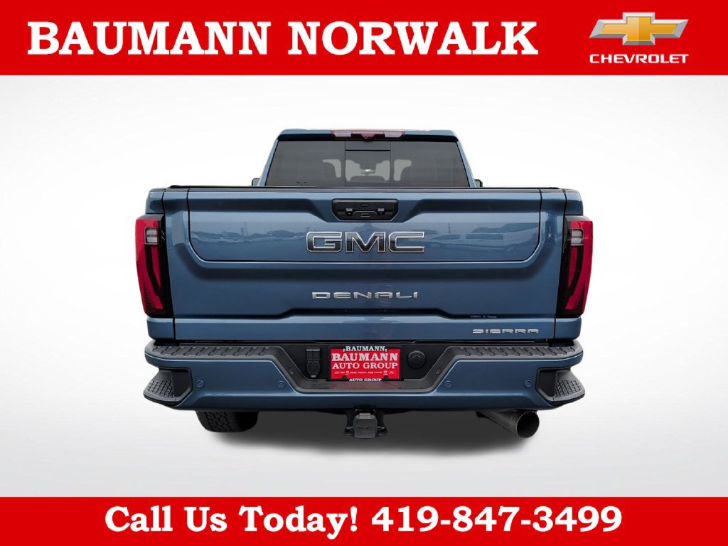 Used 2025 GMC Sierra 2500 Denali Ultimate AWD/4WD image 6