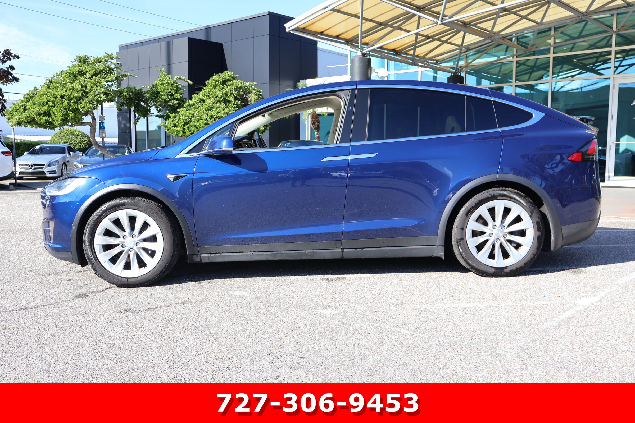 Used 2018 Tesla Model X AWD/4WD image 6