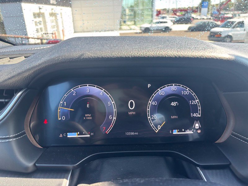 Used 2025 Jeep Grand Cherokee Altitude AWD/4WD image 11