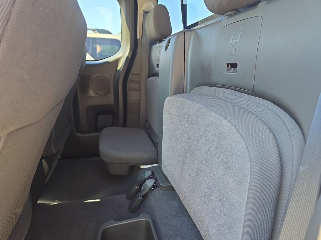 Used 2019 Nissan Frontier SV w/ Value Truck Package AWD/4WD image 24