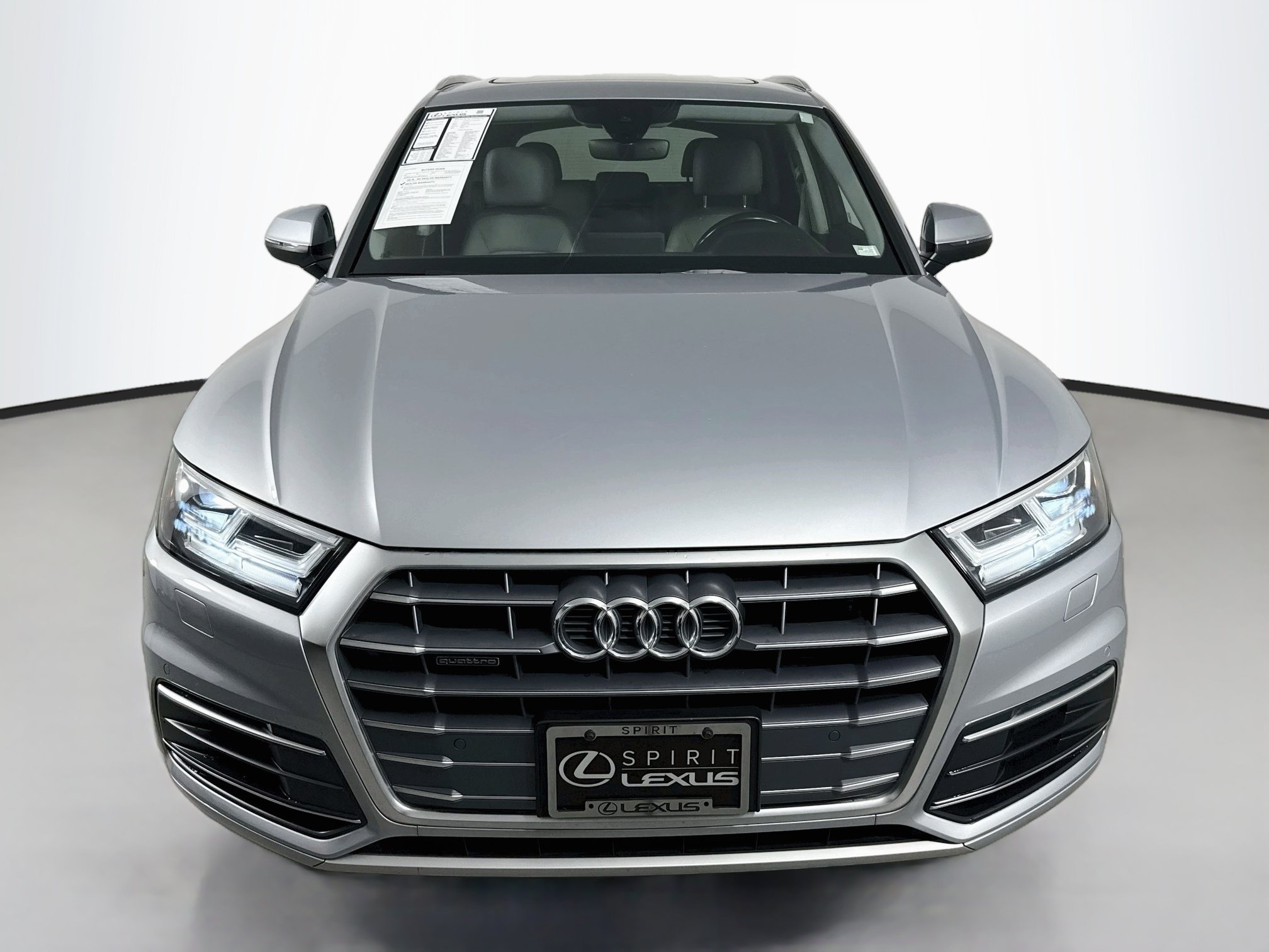 Used 2018 Audi Q5 2.0T Premium Plus w/ Premium Plus Package AWD/4WD image 2