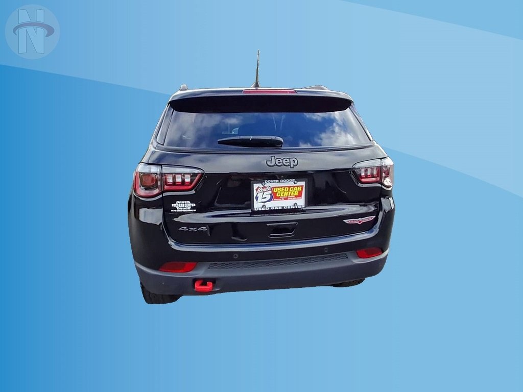 Used 2025 Jeep Compass Trailhawk AWD/4WD image 7
