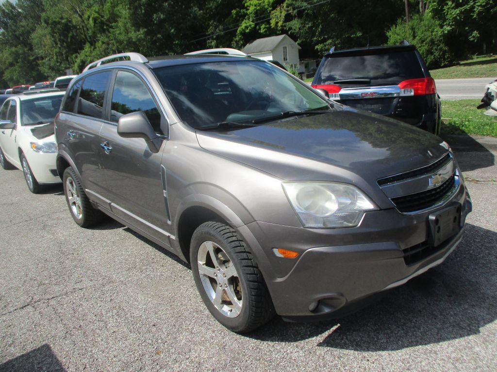 Used 2012 Chevrolet Captiva Sport LT w/ Convenience Package FWD image 2