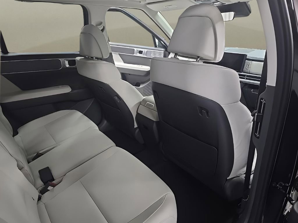 New 2026 Hyundai Santa Fe SE FWD image 17