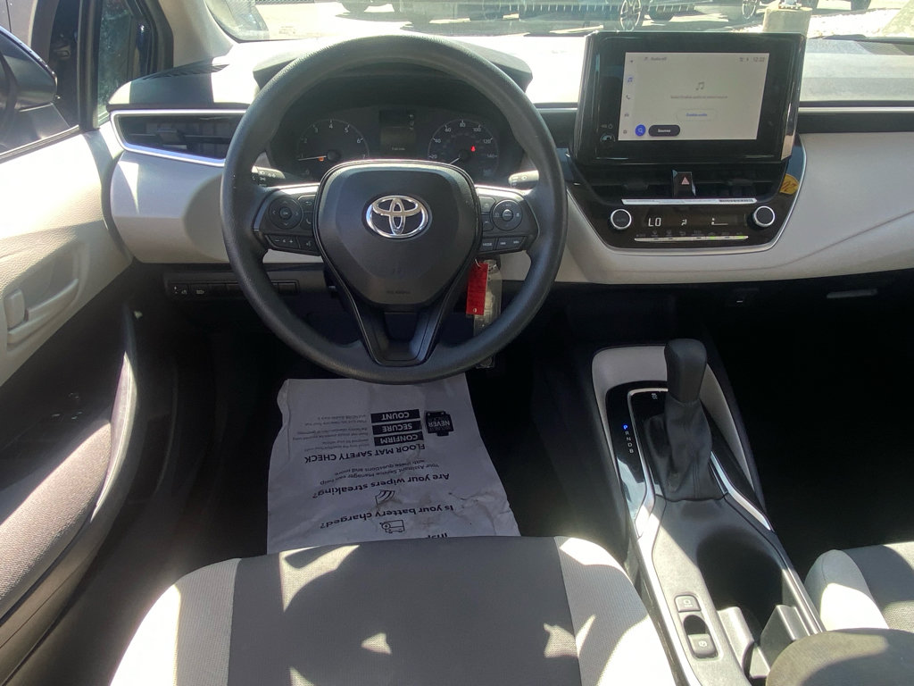 Used 2024 Toyota Corolla LE image 8