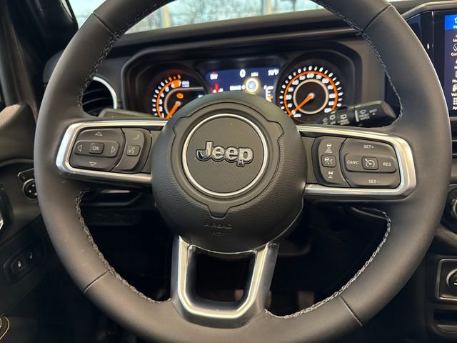New 2025 Jeep Wrangler Sahara image 20