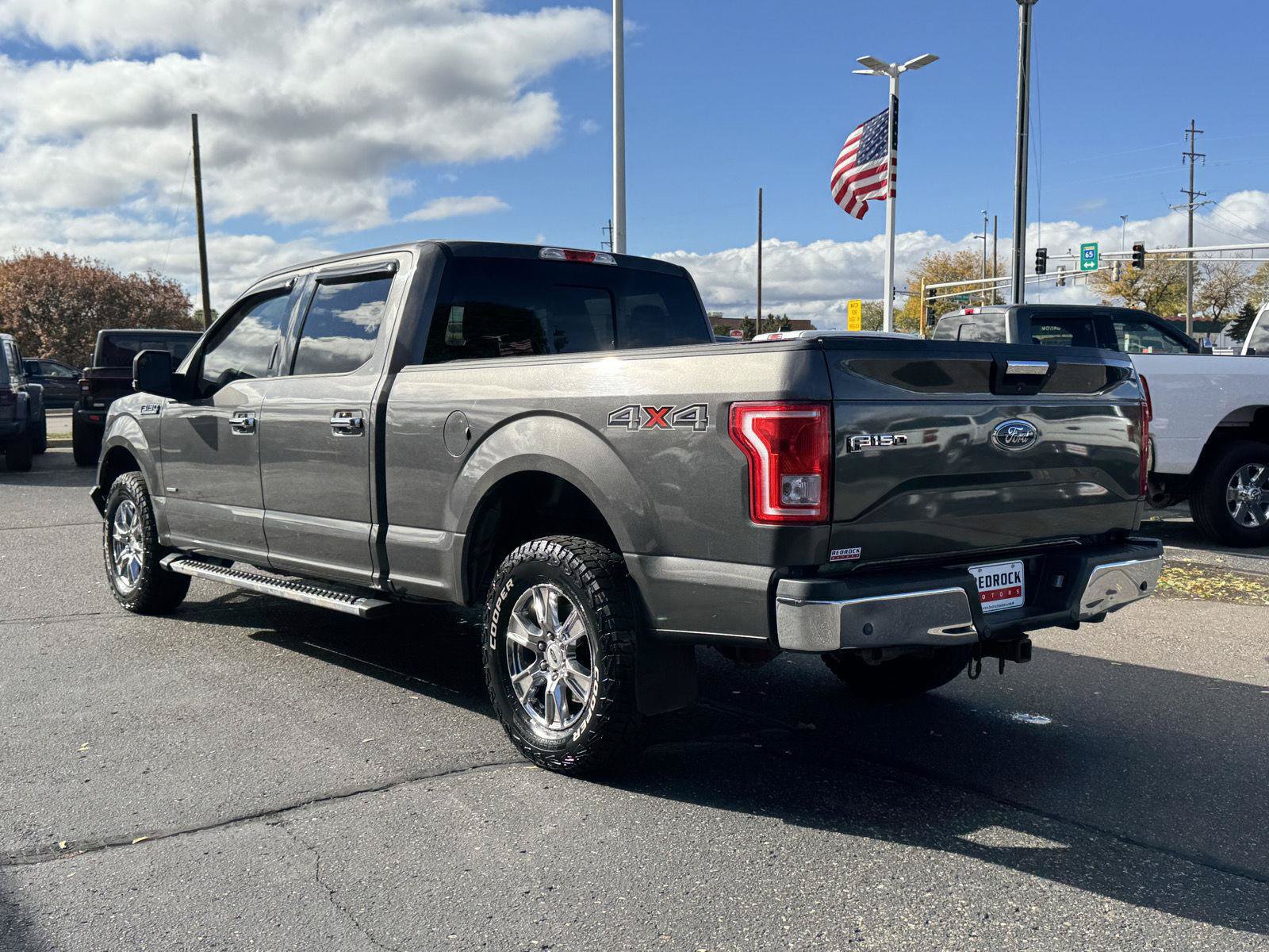 Used 2017 Ford F150 XLT w/ Equipment Group 302A Luxury AWD/4WD image 5