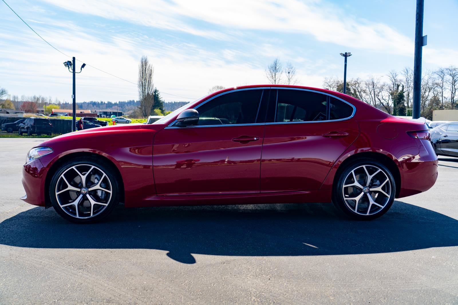 Used 2020 Alfa Romeo Giulia Ti AWD/4WD image 13
