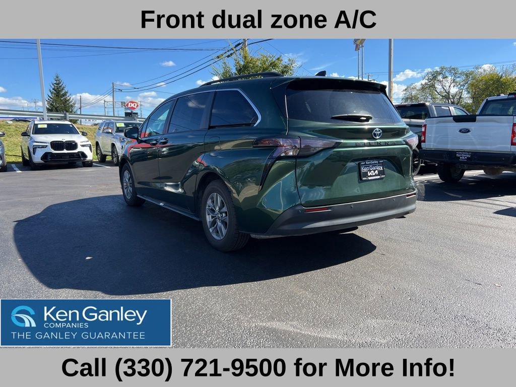Used 2023 Toyota Sienna XLE image 13