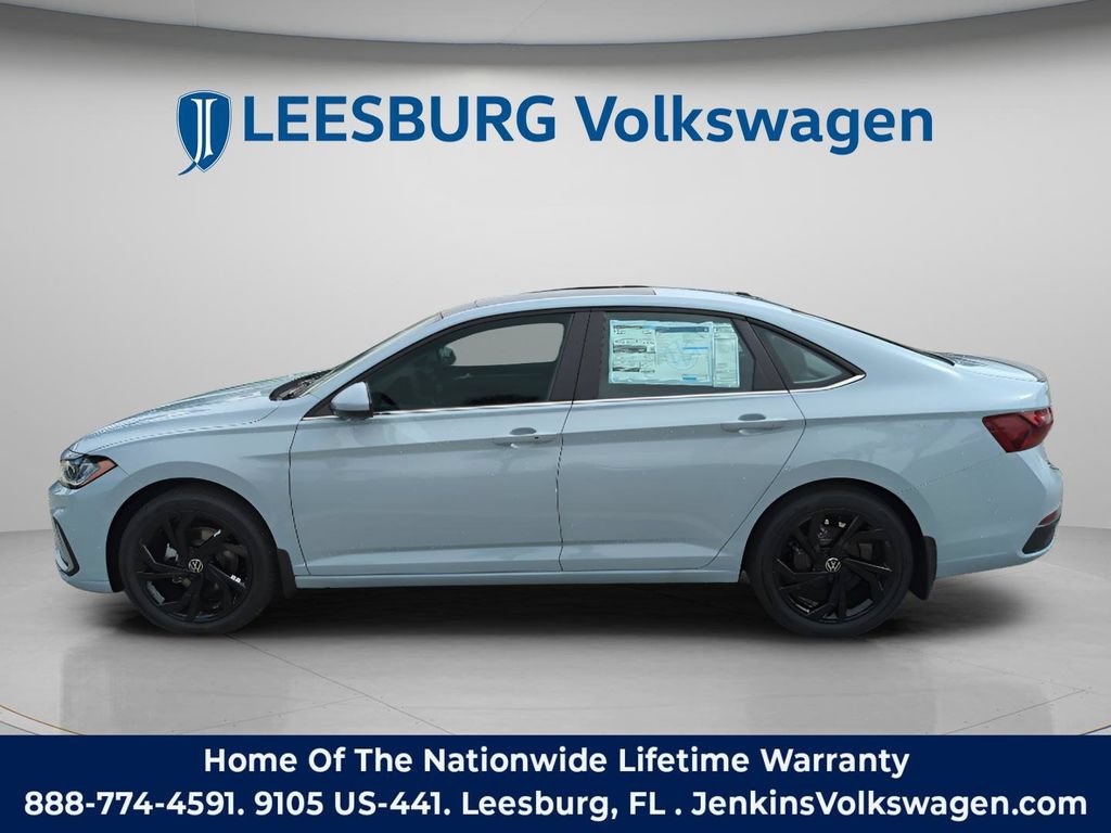 New 2026 Volkswagen Jetta SE FWD image 11