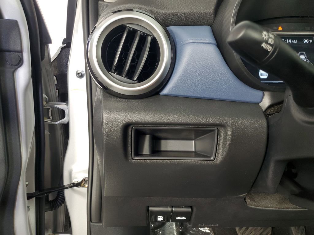 New 2025 Nissan Versa SV w/ Trunk Package image 26