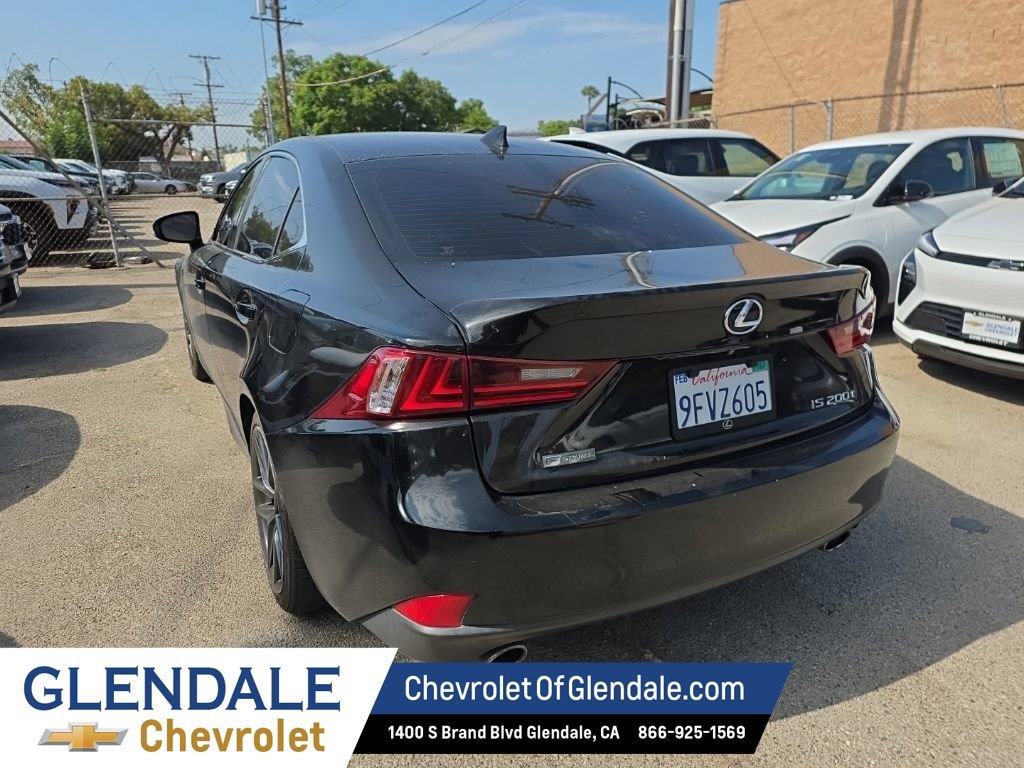 Used 2016 Lexus IS 200t w/ F Sport Package RWD image 4