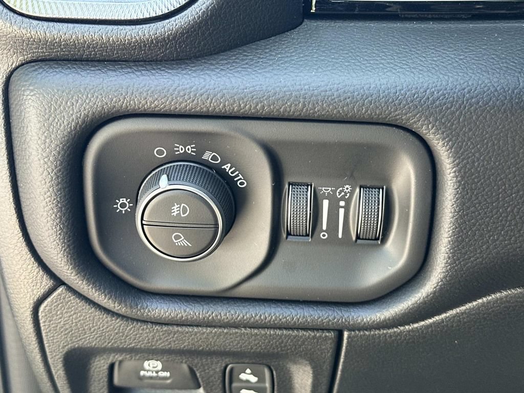 New 2026 RAM 1500 Rebel w/ Rebel Level 2 Equipment Group AWD/4WD image 28