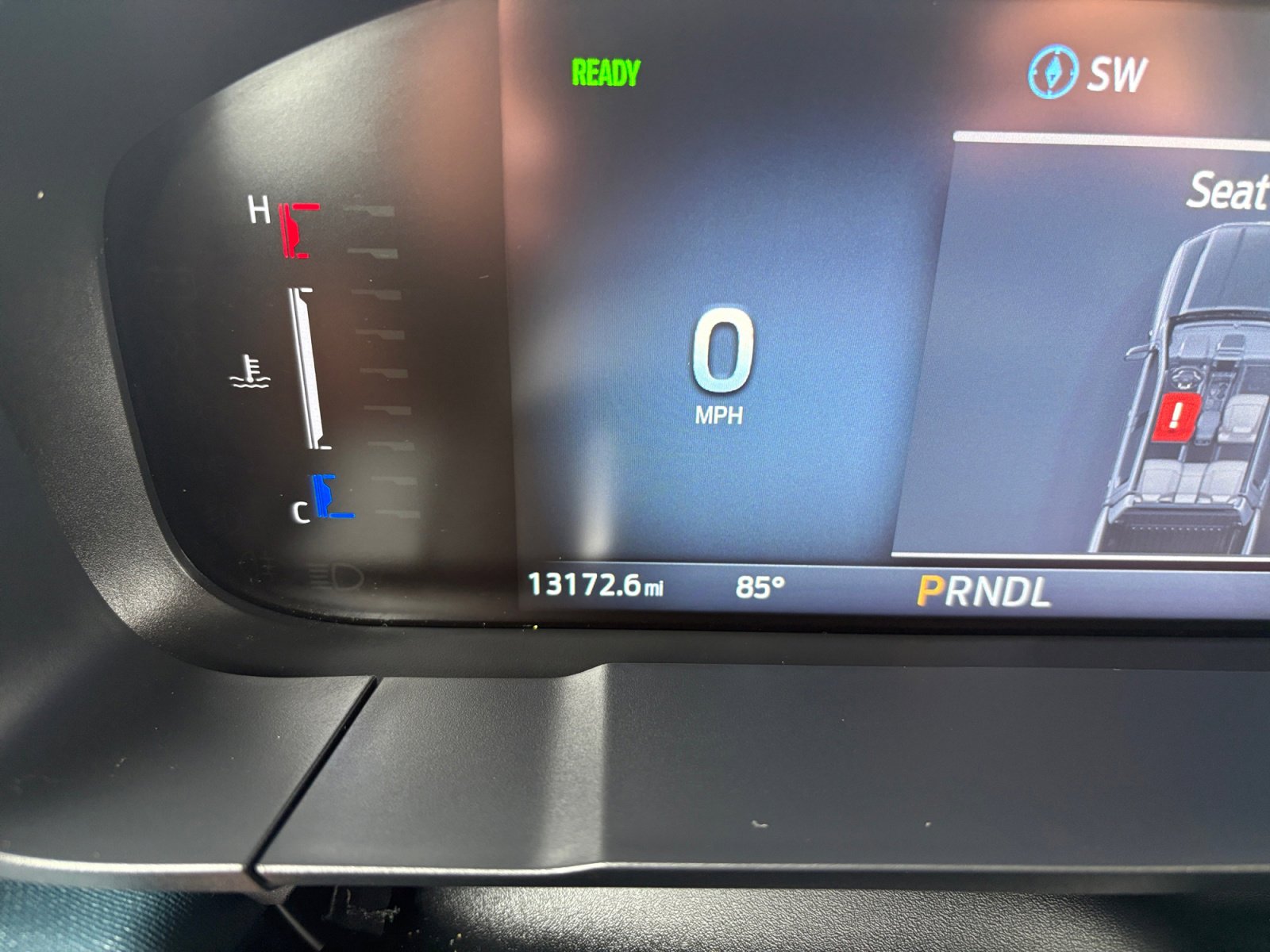 Used 2025 Ford Maverick XLT image 2