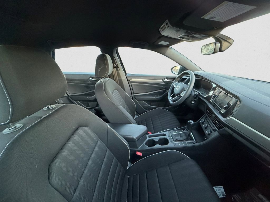 Used 2023 Volkswagen Jetta Sport image 10