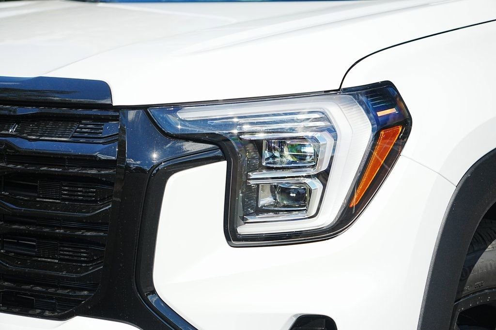 New 2026 GMC Terrain Elevation w/ Black Edition image 2