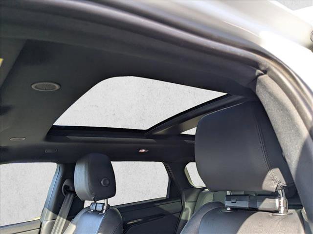 Used 2024 Land Rover Range Rover Evoque Dynamic SE image 16